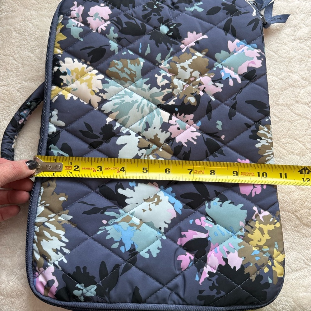 Vera Bradley Laptop Workstation Crossbody - Picture 9 of 13